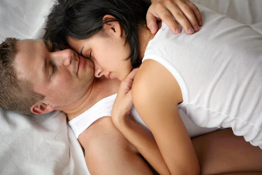 nam giới xuất tinh khi đạt cực khoái